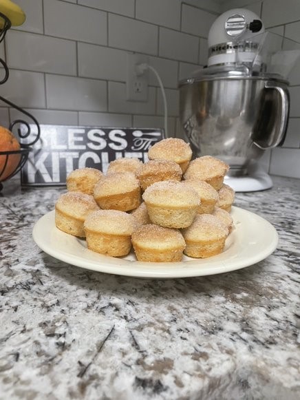 Breakfast for Lunch: Fluffy Cinnamon Sugar Breakfast Puffs  