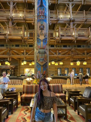  Lily Swanton uses her spring break as a chance to visit Disney and stay at Disney’s Fort Wilderness Lodge. Disney’s crowd levels stay in the moderate to high zone throughout March and April as this is the time when most schools are on spring break. Photo Courtesy of Lily Swanton. 