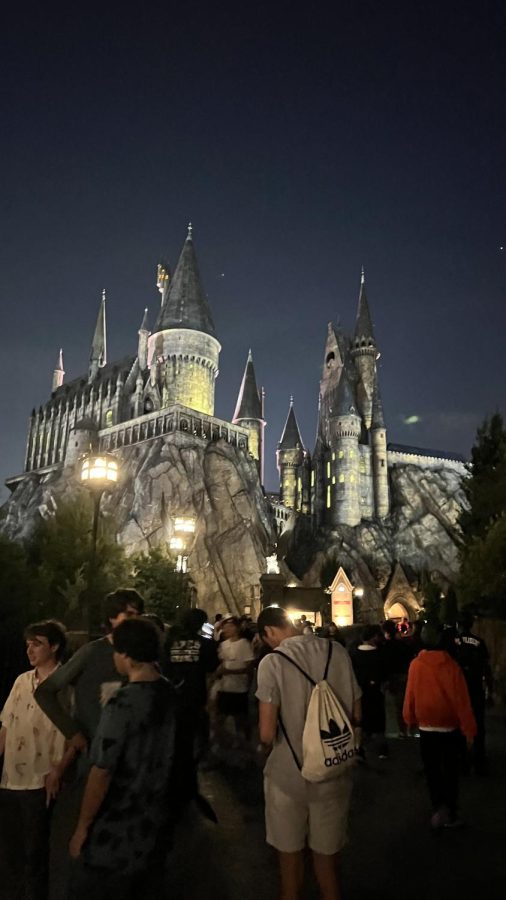 Universal%E2%80%99s+Hogwarts+castle+is+lit+up+for+grad+bash+as+the+celebration+is+just+beginning.+Universal+kept+the+Hogwarts+castle+lit+up+throughout+the+night+and+eventually+they+put+on+a+firework+show+as+a+last+moment+of+the+senior%E2%80%99s+grad+bash.+Photo+courtesy+of+Michael+Galang.++