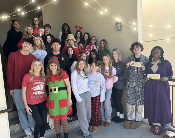 Steinbrenner’s senate takes part in spirit week and dresses up on holiday movie day. One of the most popular movies shown was Elf which released in  2003.
Photo courtesy of the @gshssenate Instagram. 